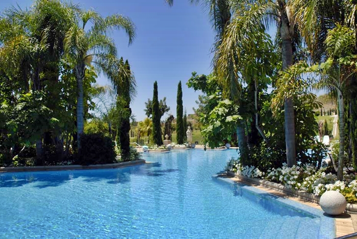Villa Padierna Palace Hotel-Swimming pool